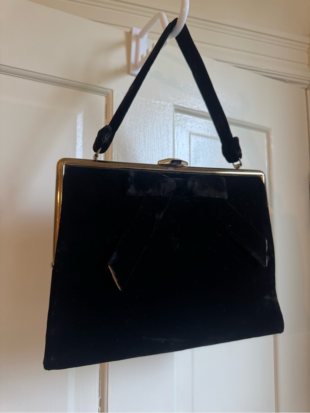 Vintage Garay Black Velvet Shoulder Bag with Bow Accent